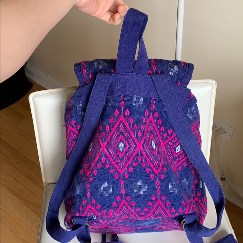 Backpack - Picture 2 of 4